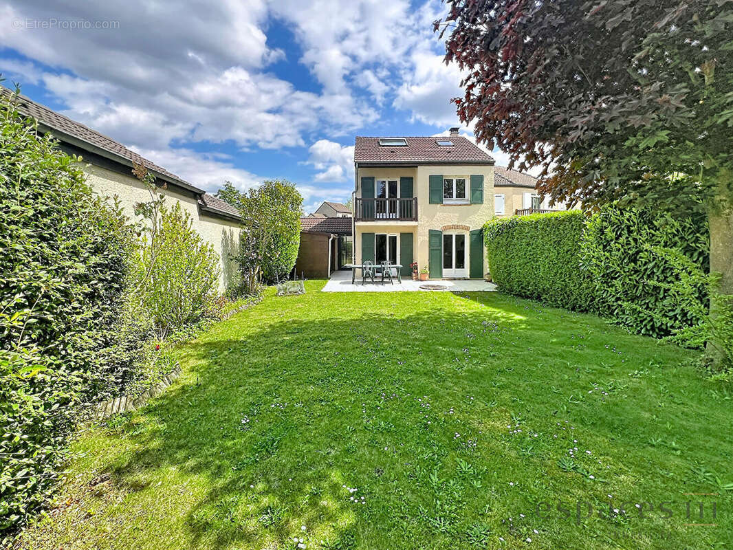 Maison à GUYANCOURT