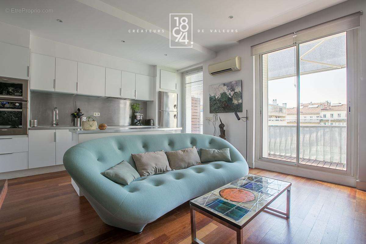 Appartement à MARSEILLE-8E