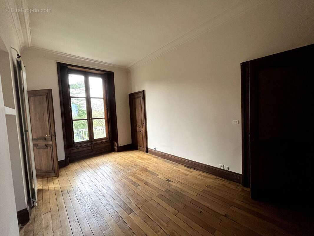 Appartement à MURS-ERIGNE