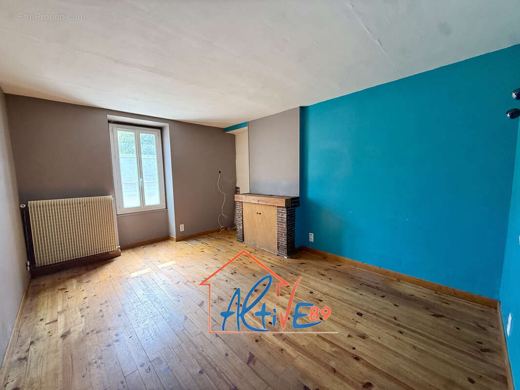 Maison familiale de 187m2 avec 4 chambres et fort potentiel à Bonnard - photo 8