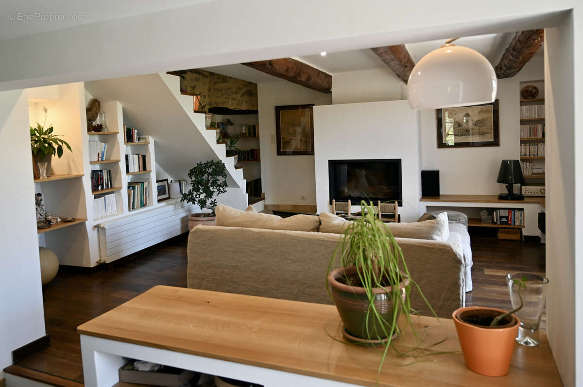 Maison à FORCALQUIER