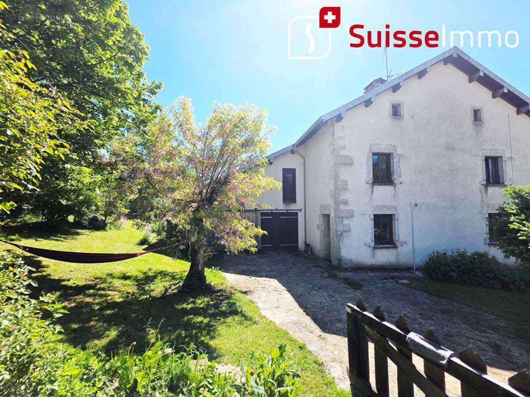 Maison à FLEUREY