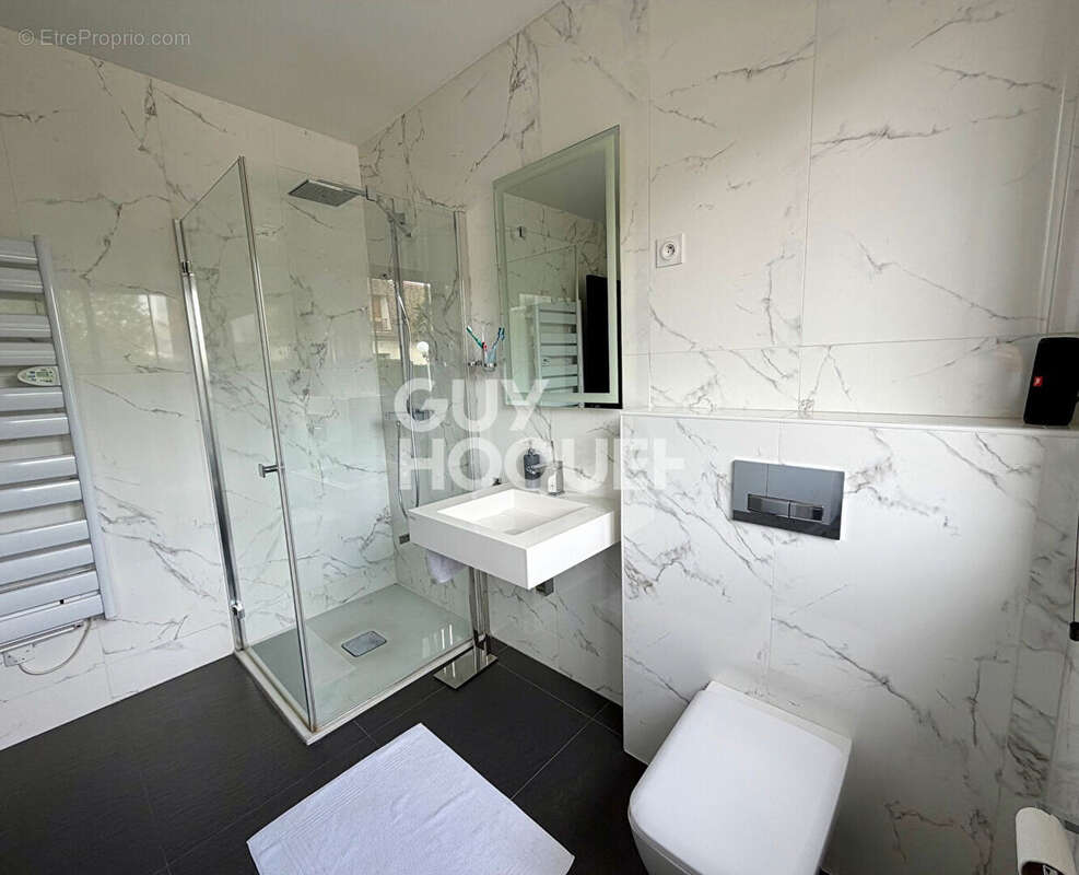 Maison à NEUILLY-PLAISANCE