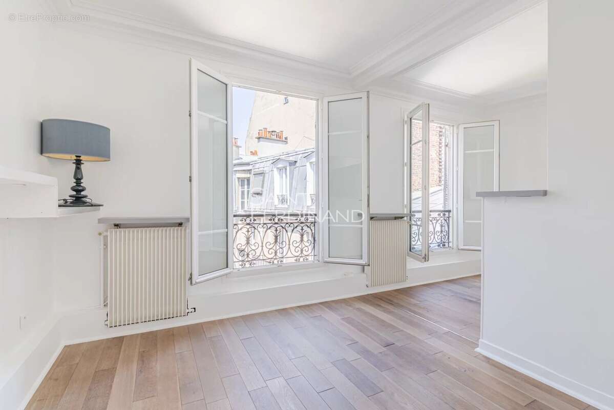Paris 16 - Exclusivité - 2 Pièces - photo 5
