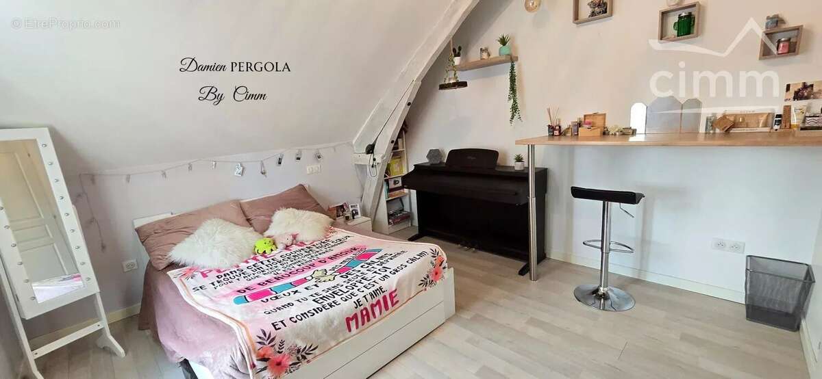 Maison rénovée de 115 m², située à 5 minutes à pied du centre-ville - photo 5