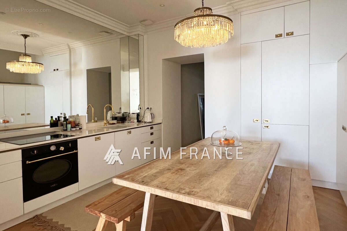 Appartement à BEAUSOLEIL