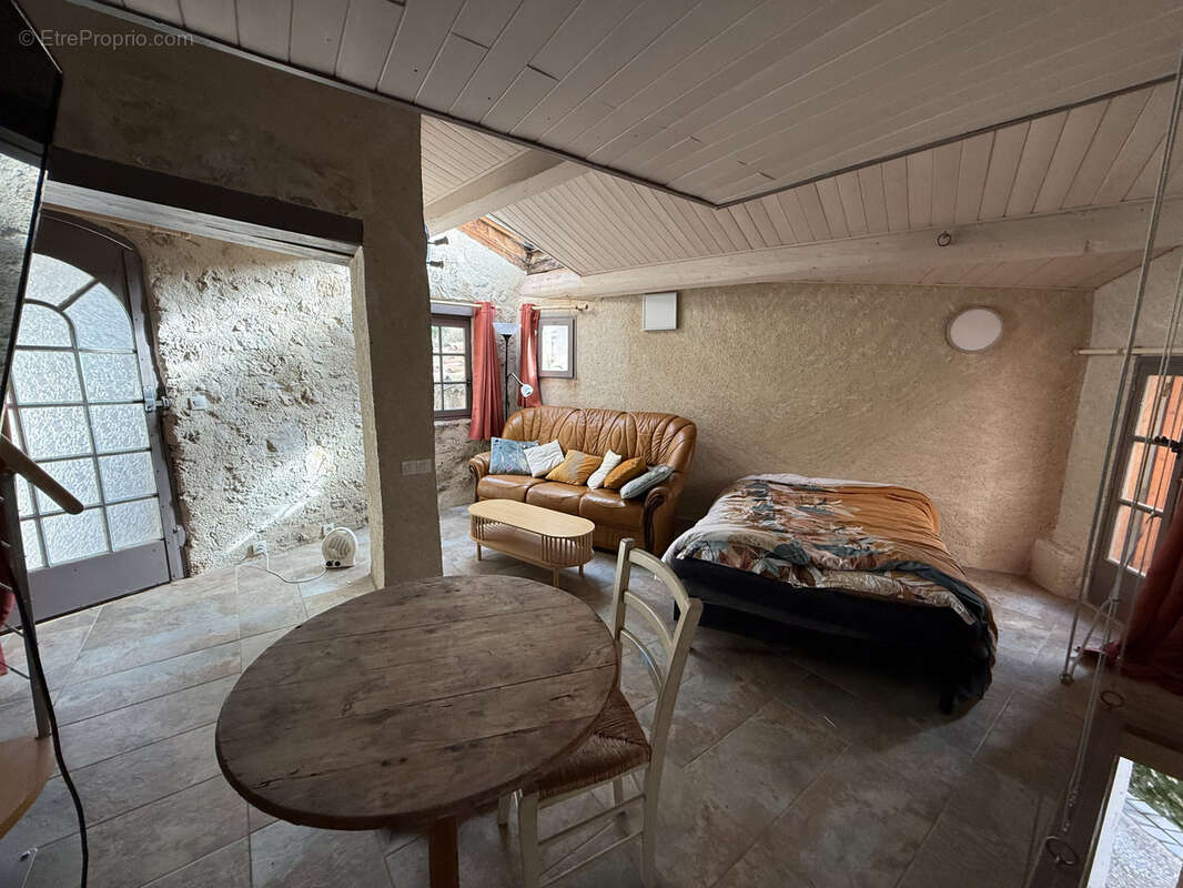 Maison à SAINT-GUILHEM-LE-DESERT