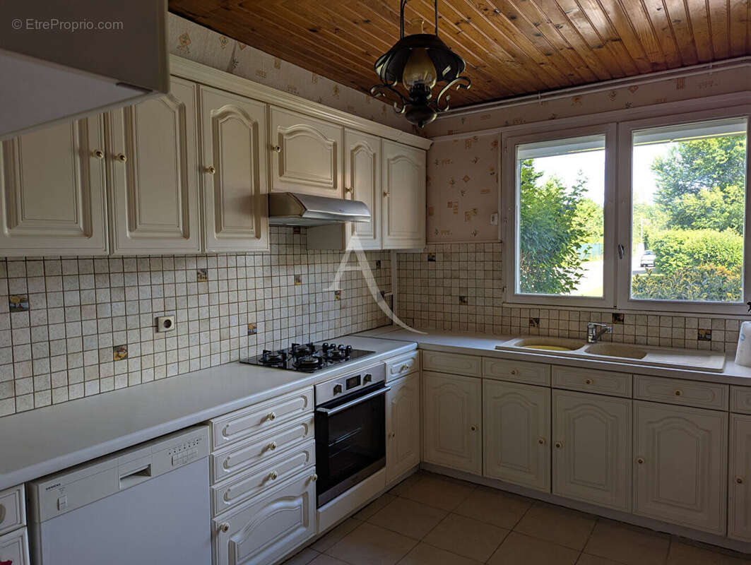 Maison à COMBS-LA-VILLE