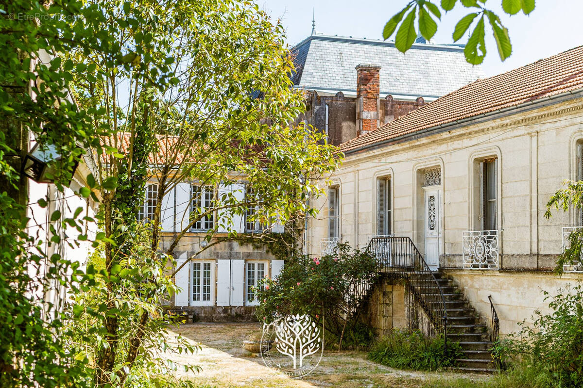 Maison à LUSSANT