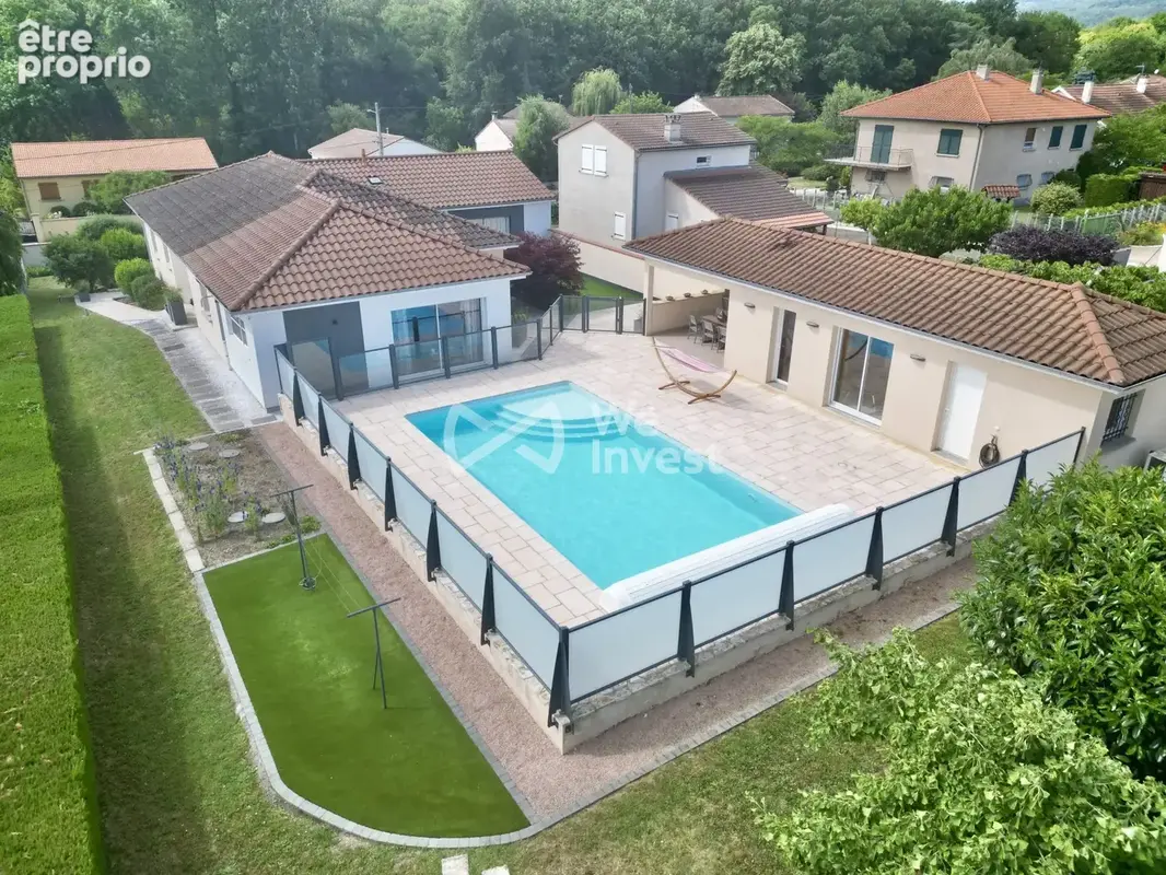 Maison 7 pièces 223 m² à vendre à Mozac (63200) - photo 1