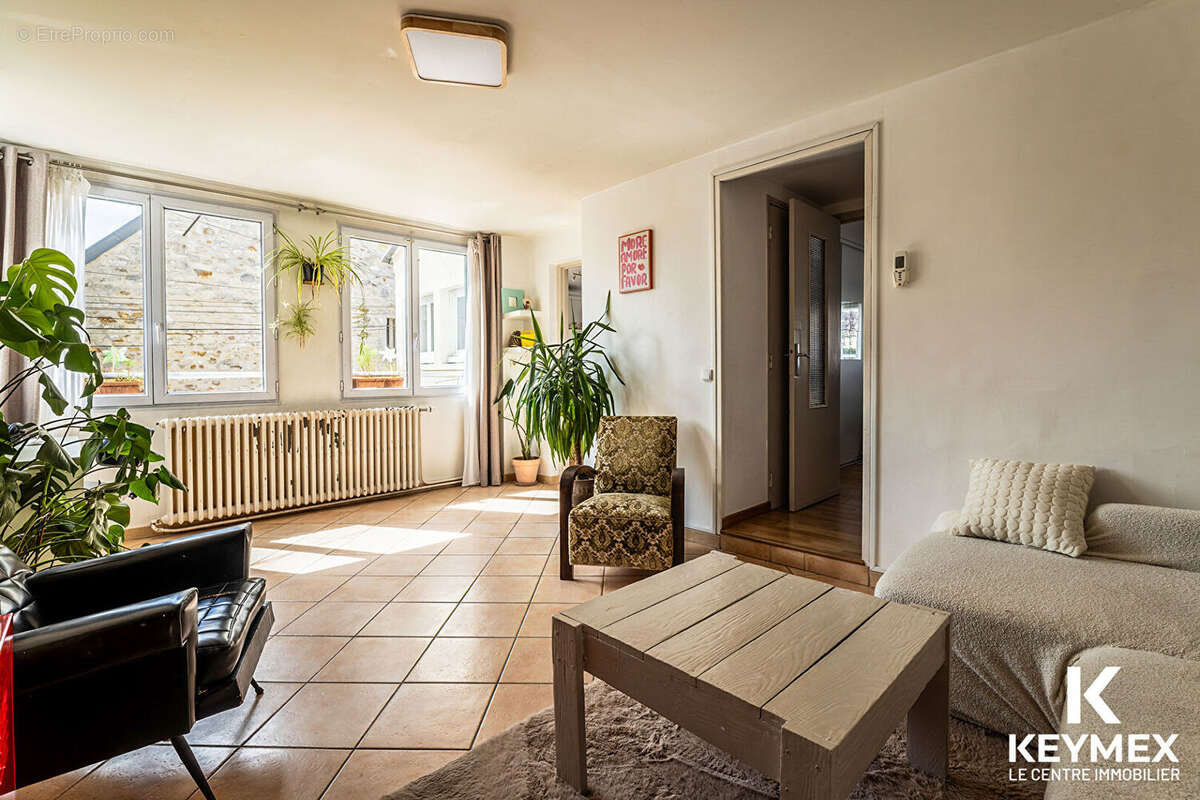 Triplex 6 pièces 150 m² . Créez le cocon qui vous ressemble. - photo 4