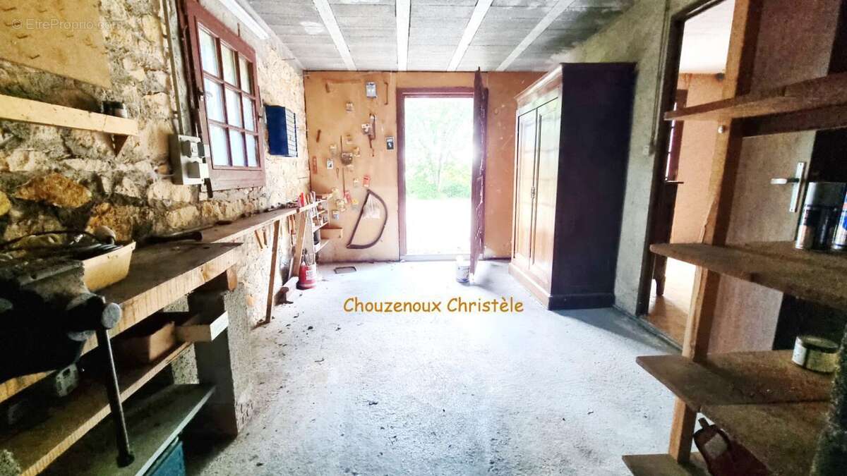 24330  Milhac d'Auberoche : maison Périgourdine - photo 14