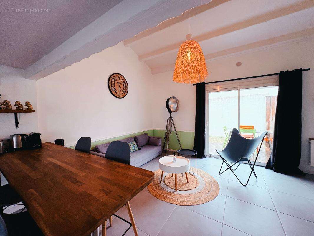 Maison à SAINT-MARTIN-DE-RE