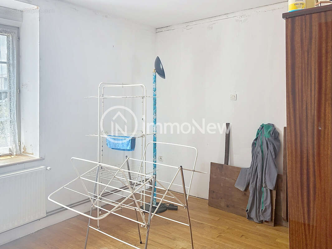 Maison 127 m2 habitable de suite proche bourg sur beau terrain 2500 m2 environ - photo 9