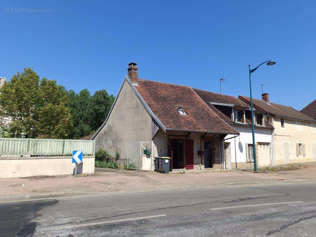 Maison à BELLEVESVRE