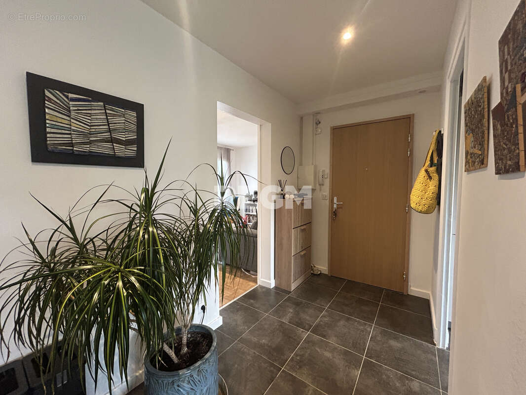 Appartement à BILLERE