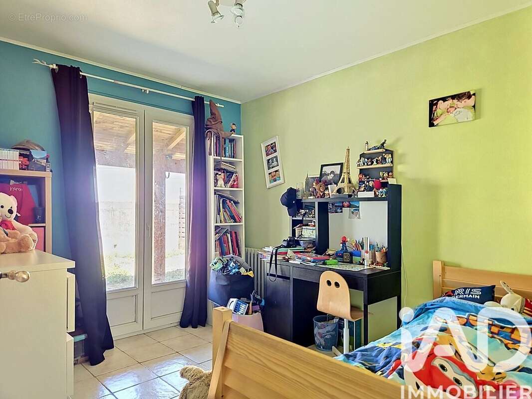 Photo 7
