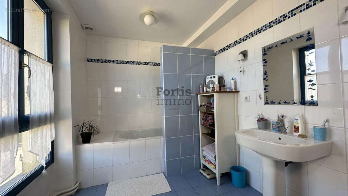 Maison à TORCY-EN-VALOIS