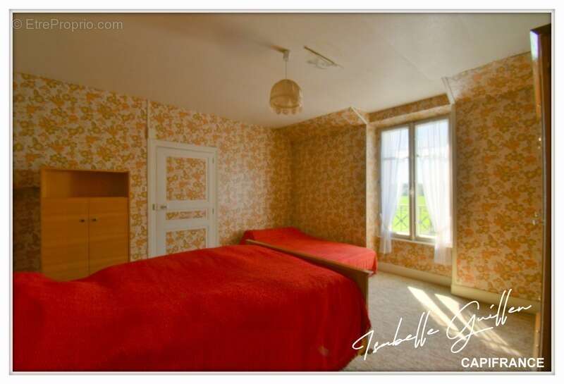 Maison à CHATEAUMEILLANT