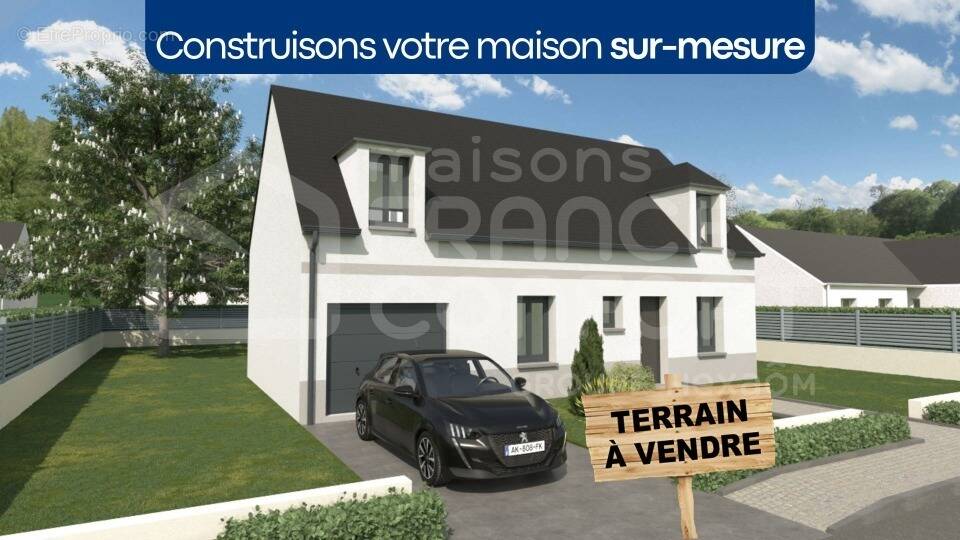 Terrain à NOGENT-LE-ROI