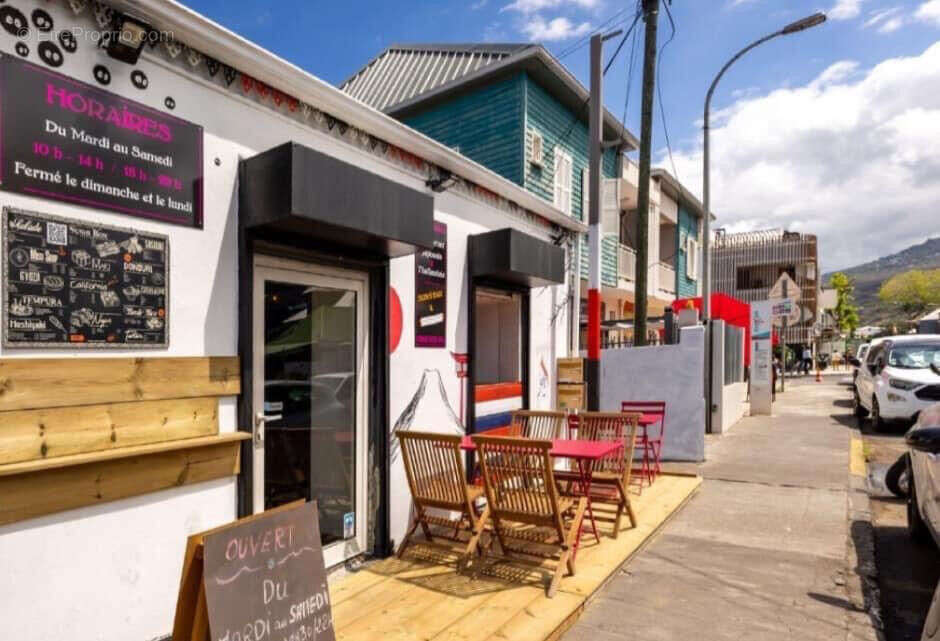 Photo 2 - Commerce à SAINT-LEU