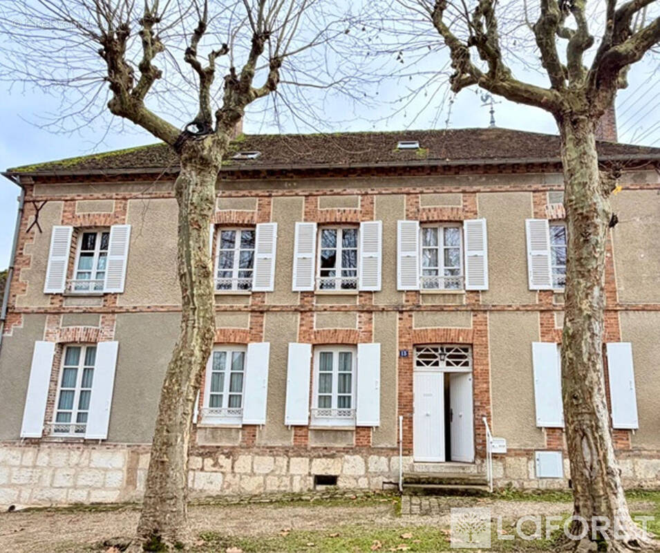 Maison à FONTAINEBLEAU
