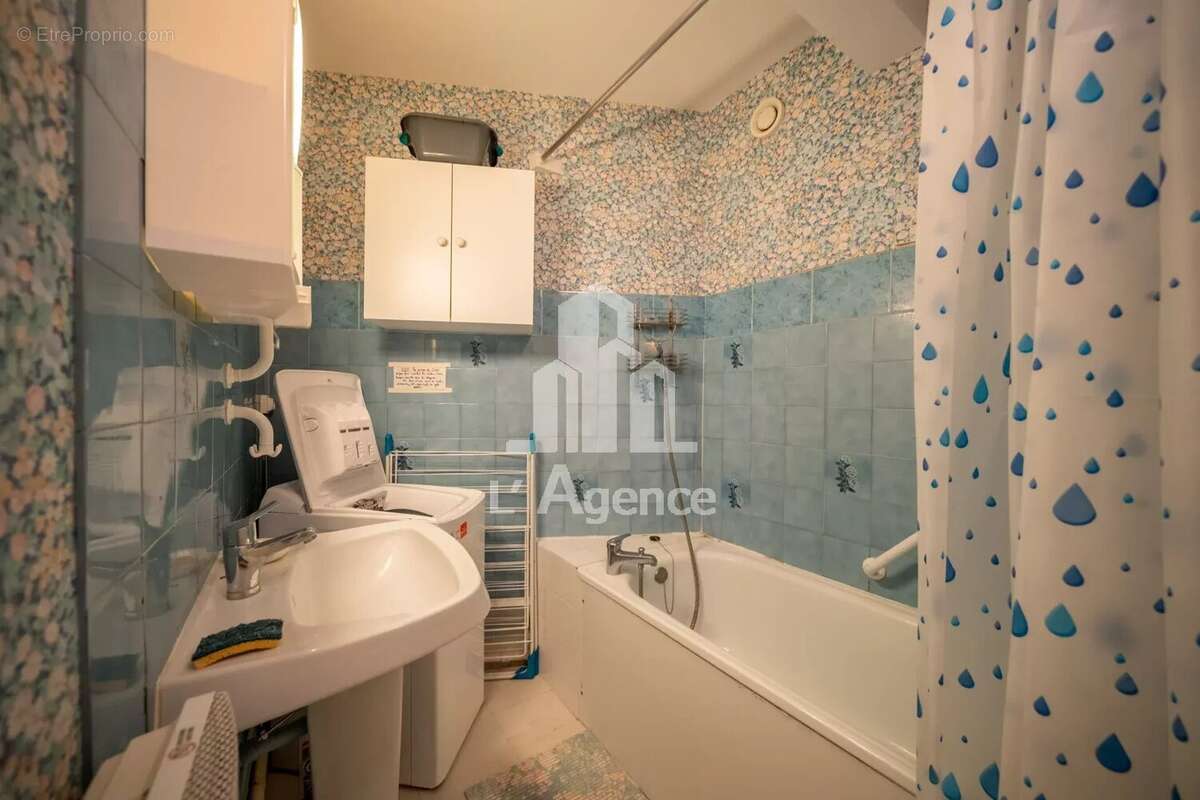 Appartement à VAUX-SUR-MER