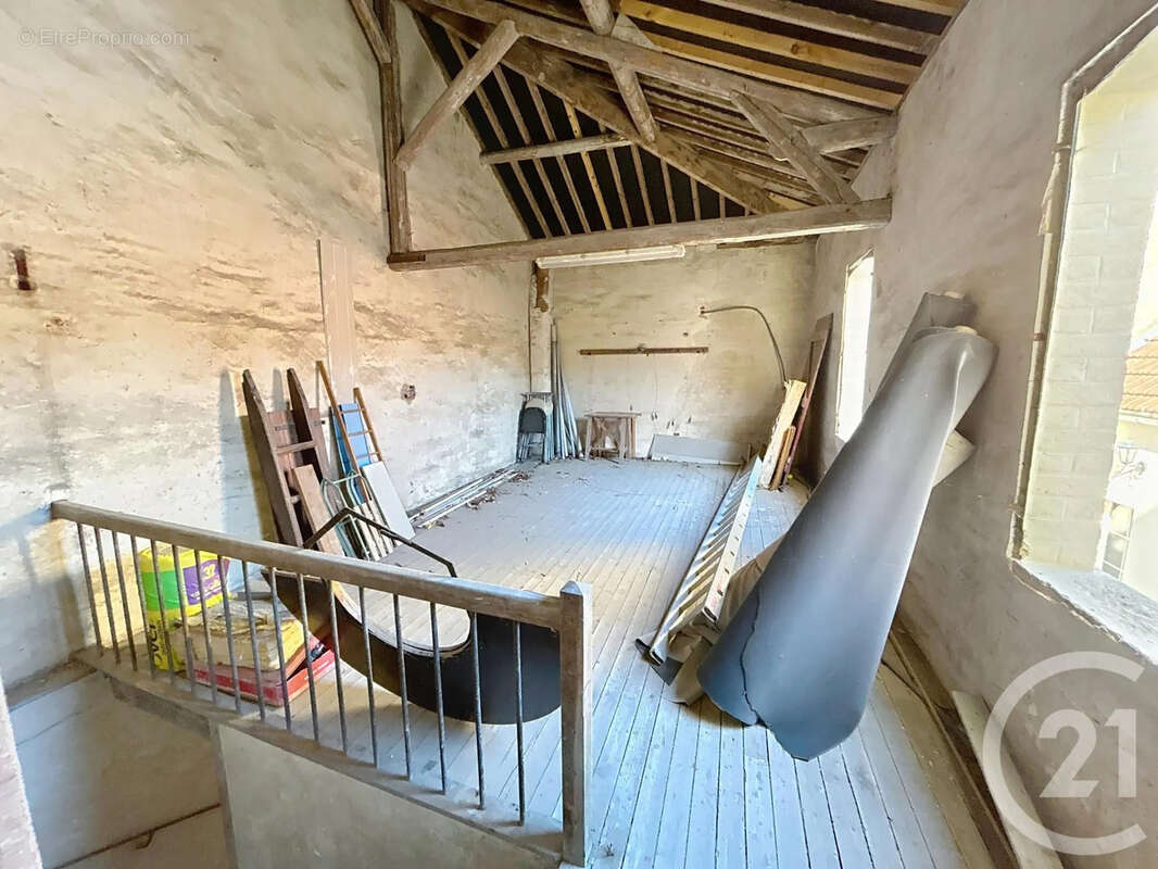 Maison à CHAMPILLON