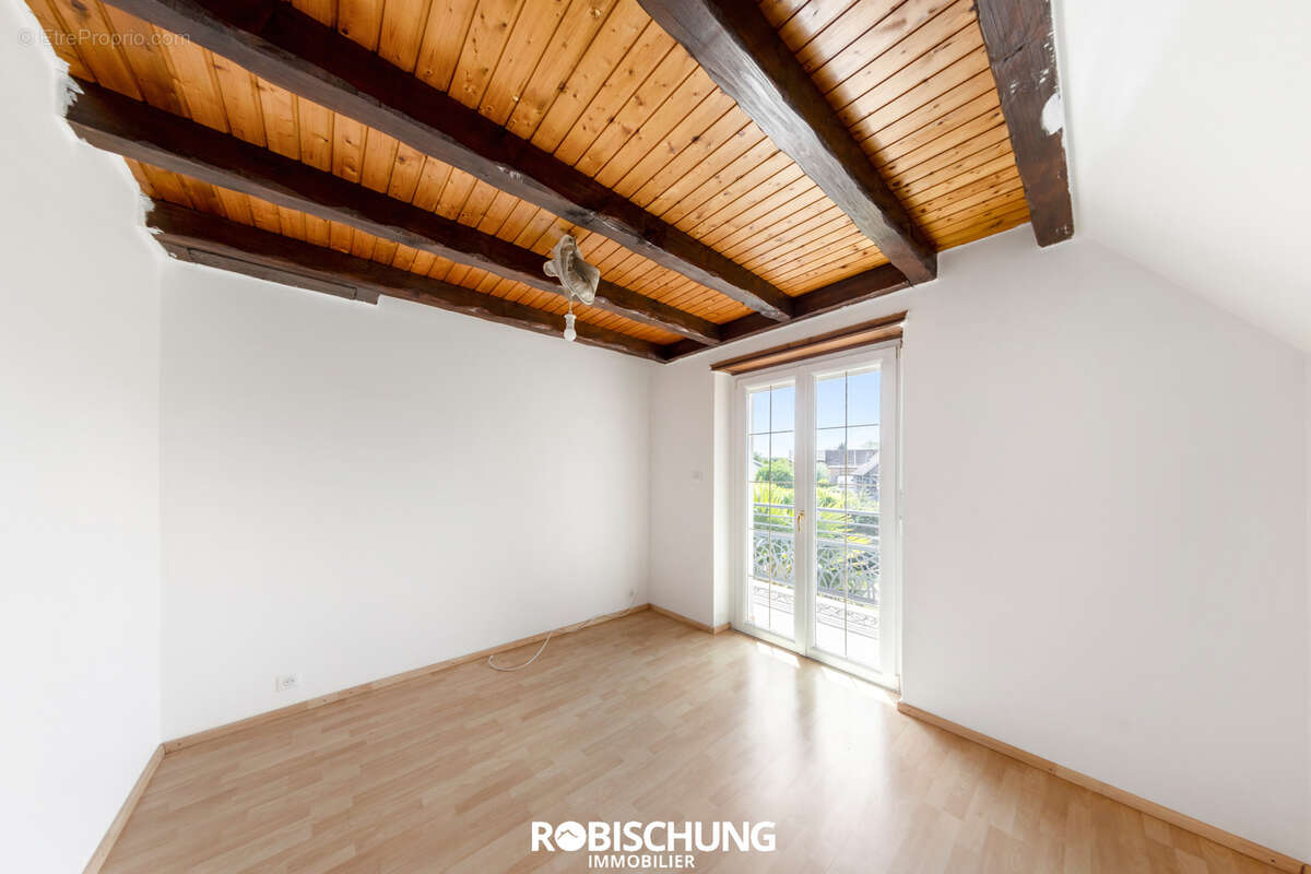 ELBACH : Maison avec piscine dans un environnement privilégié - photo 9