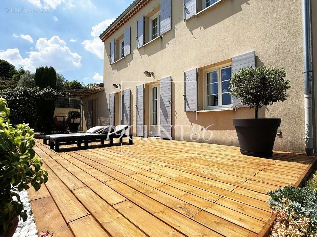 Maison 125 m² à Communay  - photo 5