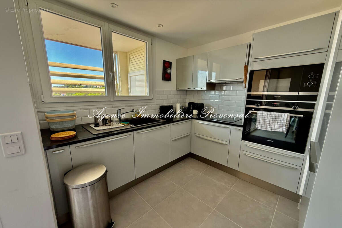 Appartement 73 m² à Sainte-Maxime  - photo 3