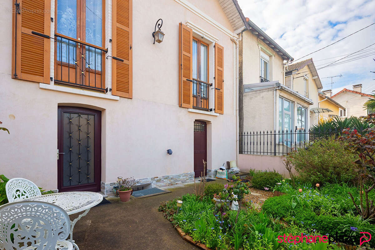 Maison à BEZONS