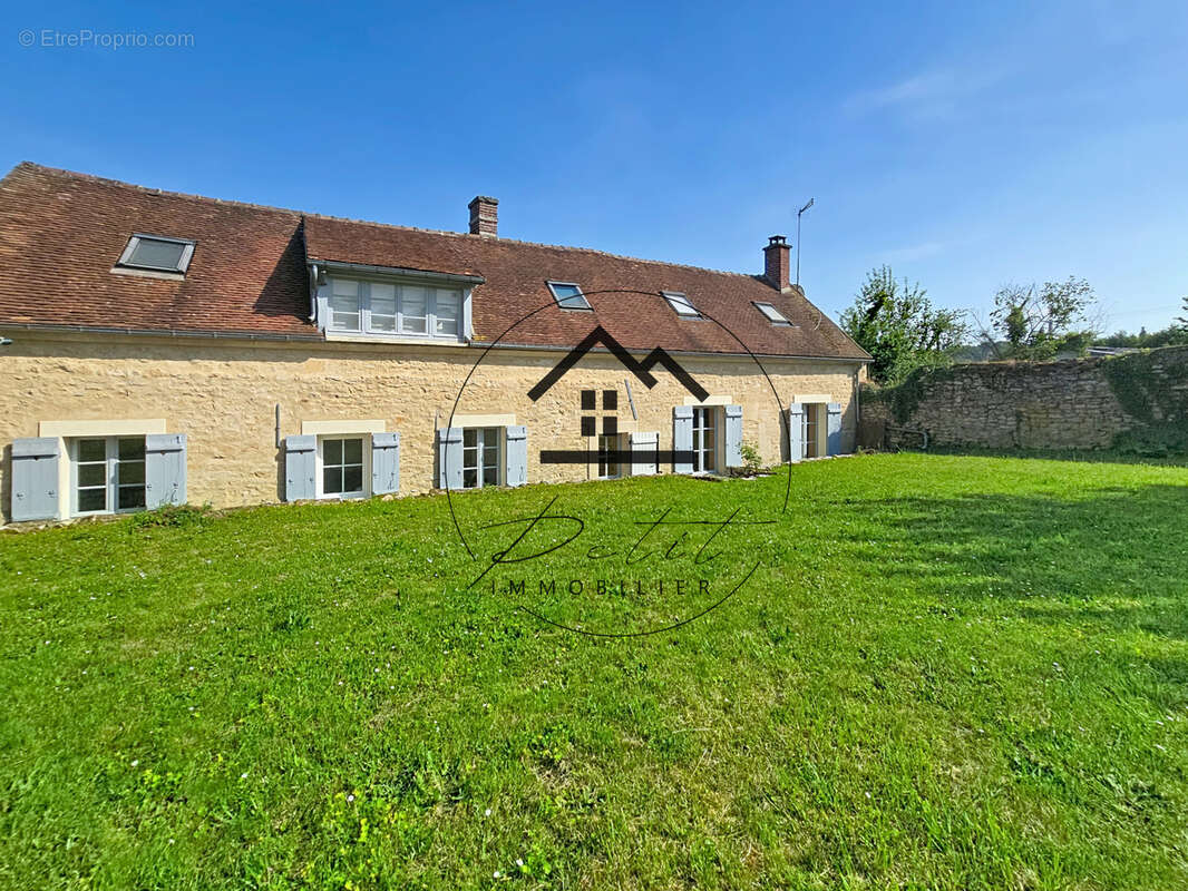 Maison à BURY