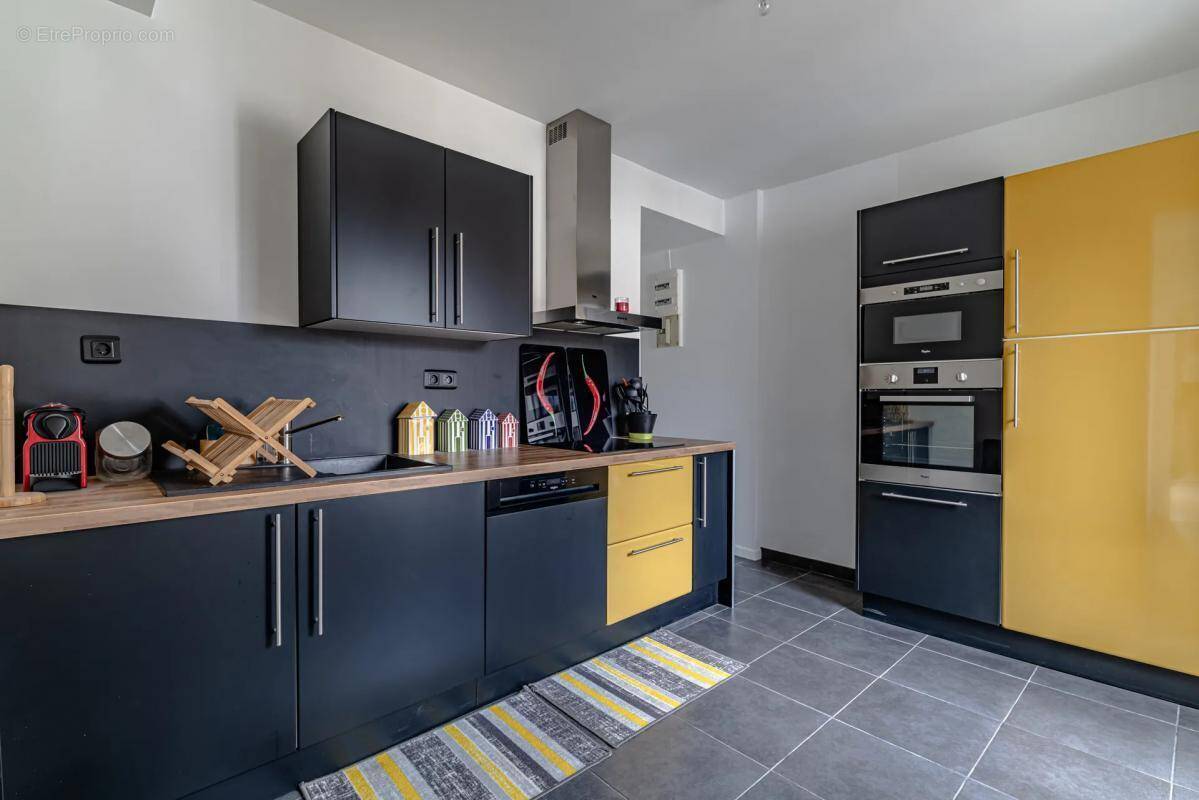 Appartement à MAFFLIERS