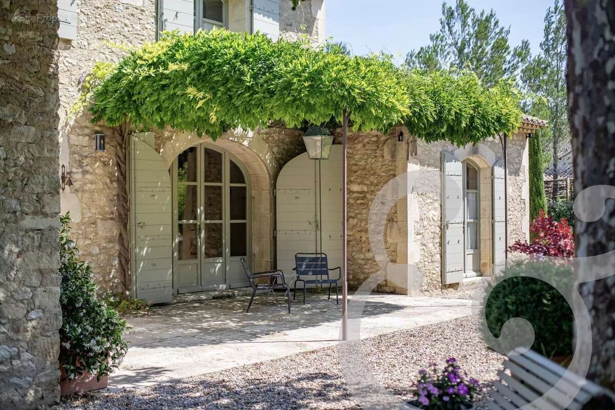 Maison à EYGALIERES