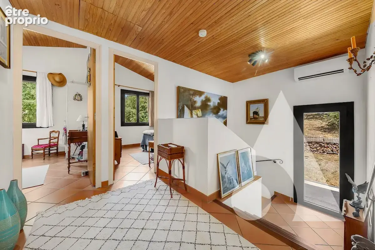 Salernes  Propriété de charme avec piscine au coeur de près de 2 hectares - photo 15