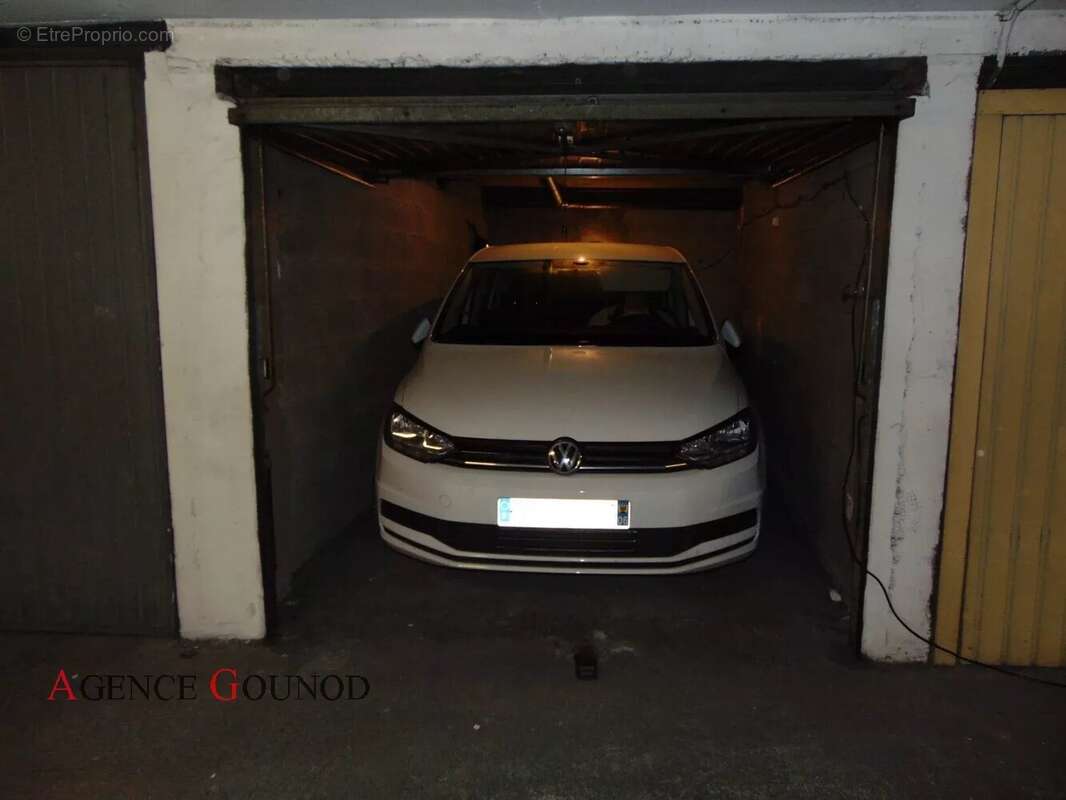 Parking à NICE