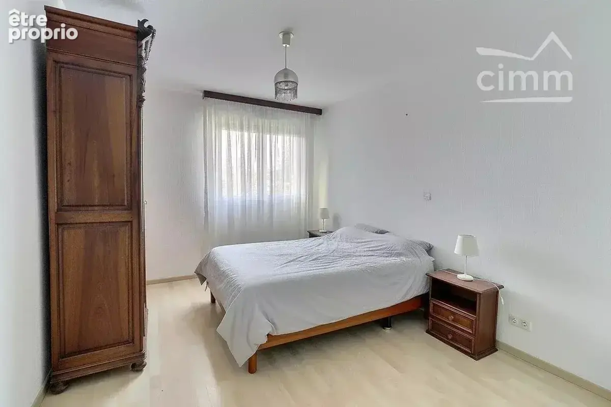 Appartement T4 de 90 .53 + garage + cave + ascenceur à FORBACH - photo 6