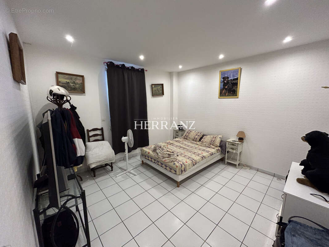 Appartement à SAINT-DENIS-DE-PILE