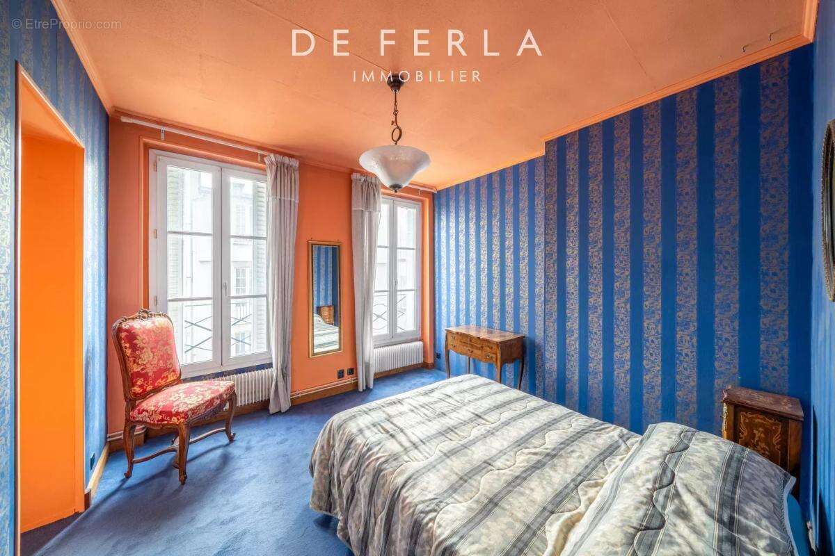 Appartement à PARIS-14E