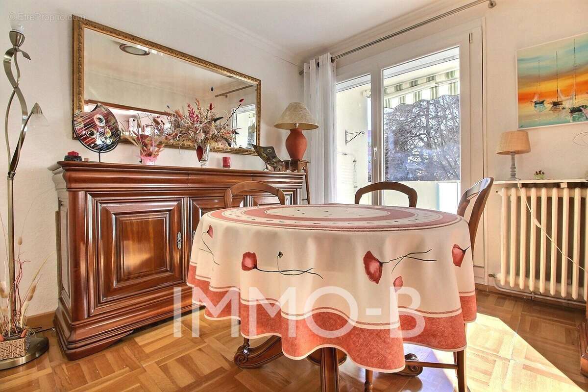 Appartement à RAMONVILLE-SAINT-AGNE