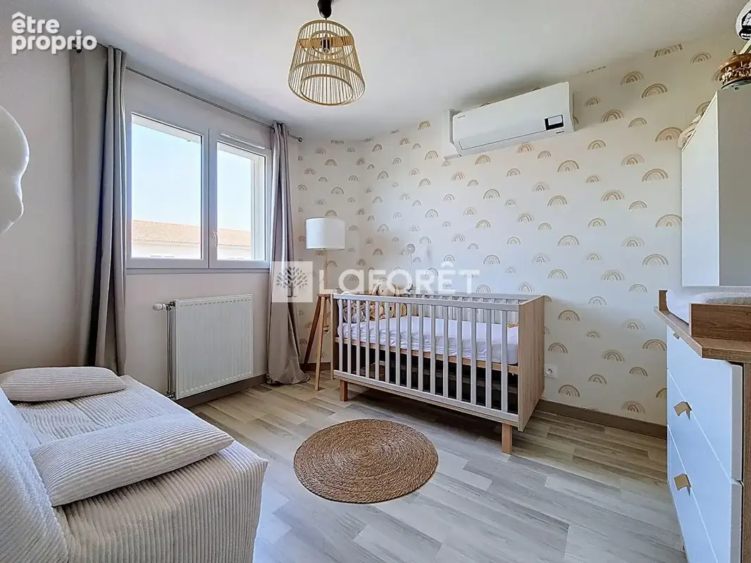 Civrieux, Maison moderne de 3 chambres avec jardin et garage - photo 7