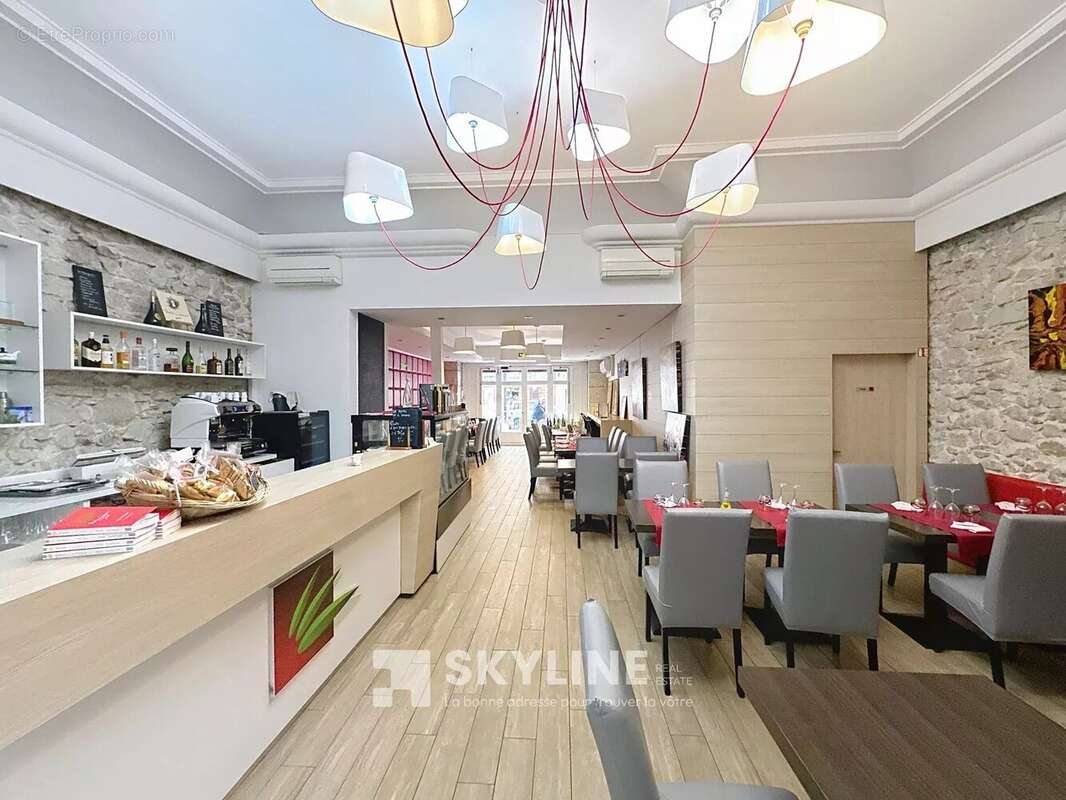 Commerce à MARSEILLE-2E