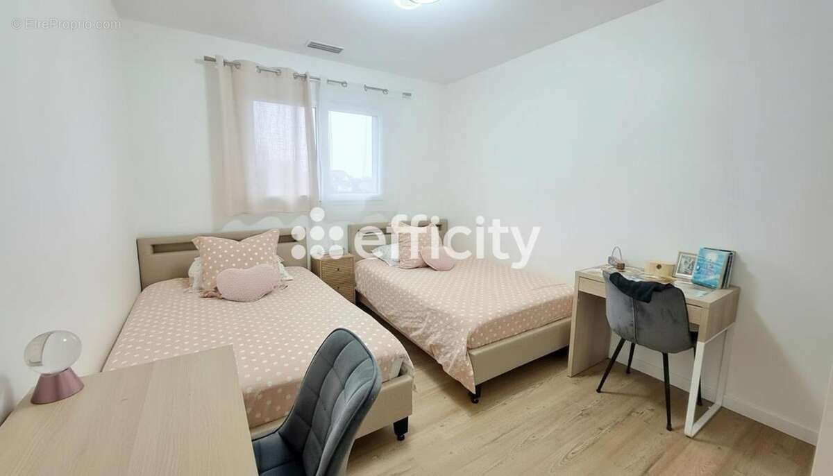 Maison 150 m² à Artigueloutan  - photo 22