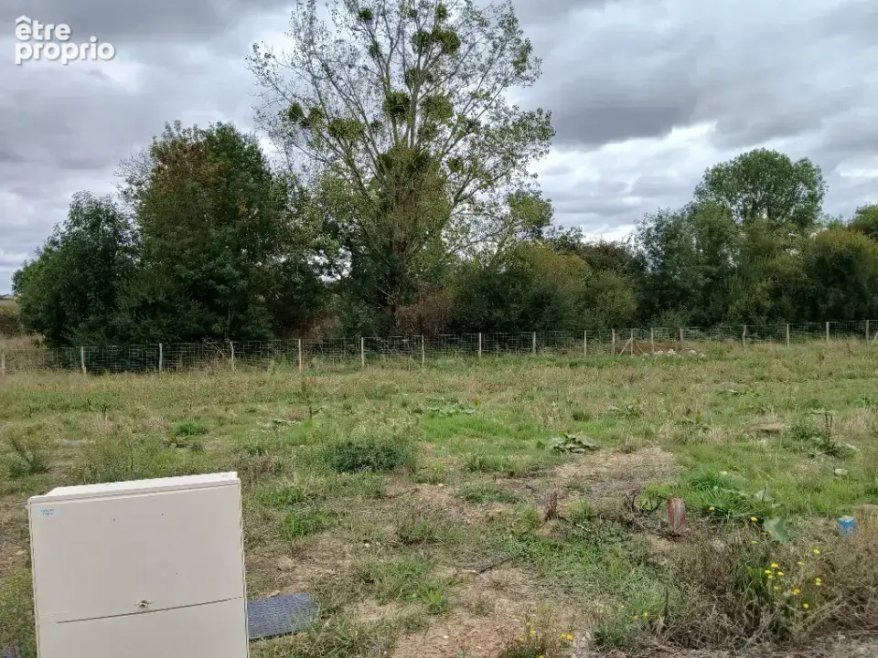 Terrain 346 m² à vendre à Les Herbiers (85500) - photo 2