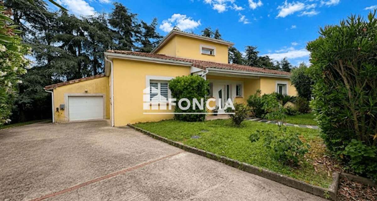 Maison à RAMONVILLE-SAINT-AGNE