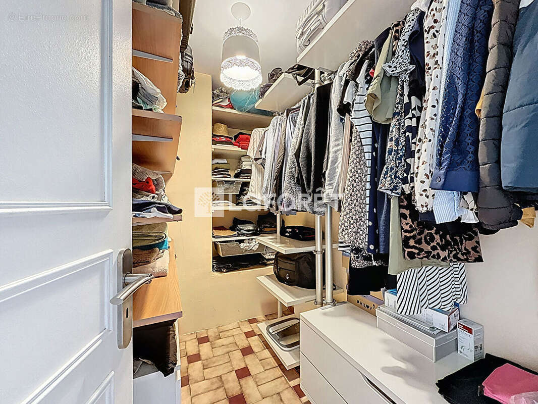 Maison à JASSANS-RIOTTIER