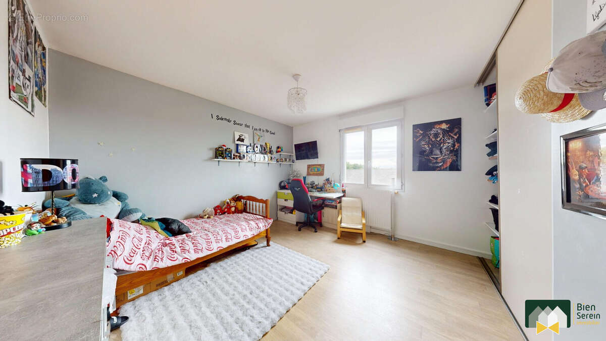 Appartement à MAINVILLIERS