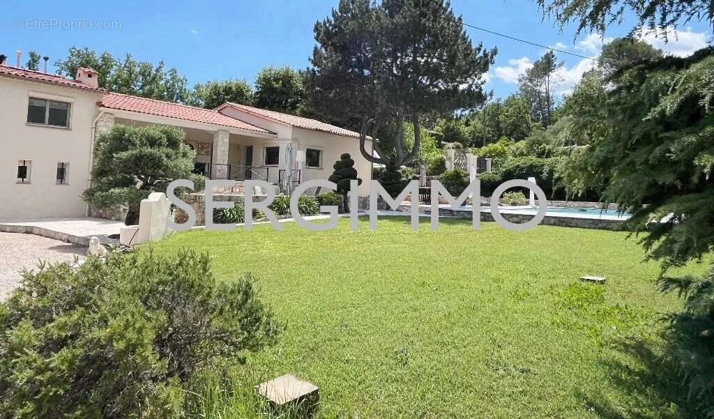 Maison à FAYENCE