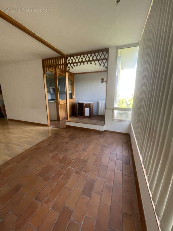 Appartement à PARON